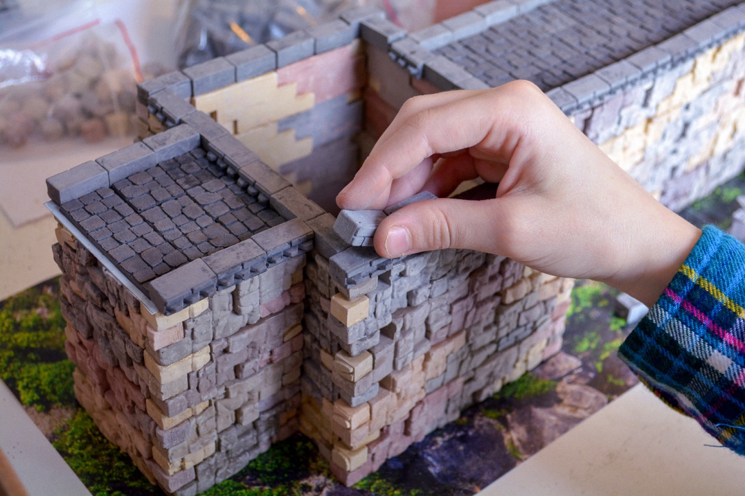 Great Wall of China project for kids: Mini Bricks Timberdoodle homeschool review